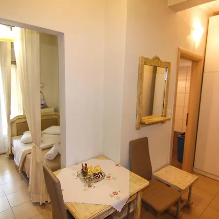 Studios Avra Апартаменты *