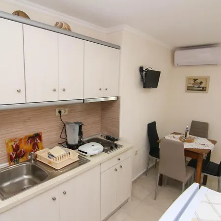 Studios Avra * Скала-Рахониу