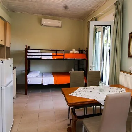 Avra Apartman *