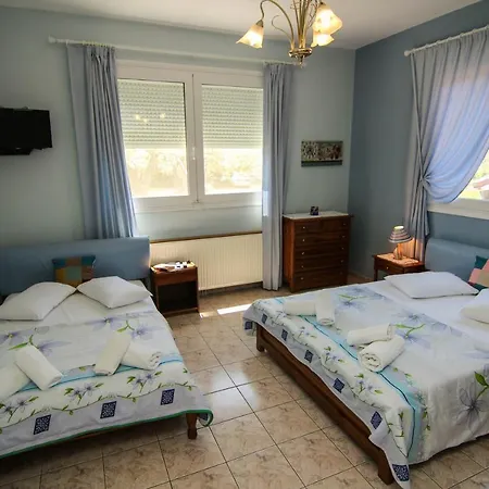 Апартаменты Studios Avra *