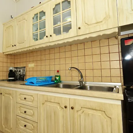 Avra Apartment *