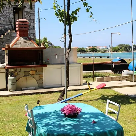 Avra Apartment